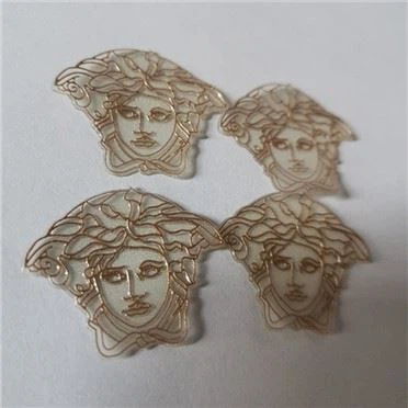 Silikona siltuma lietišķie logotipi, ko izmanto apģērba zīmoliem